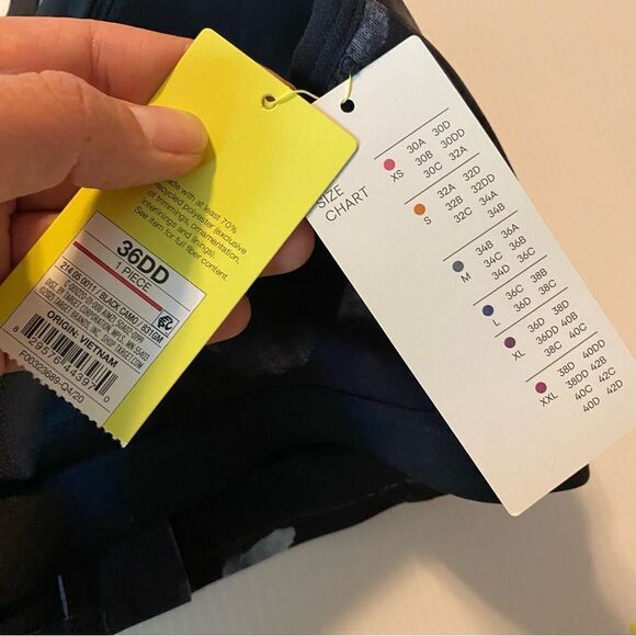 All in Motion High Support impact Black gray Print mesh camo Zip Front Bra 36DD - Picture 8 of 8